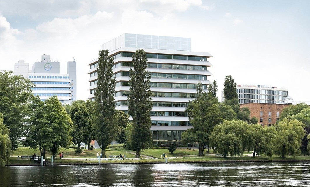 BC GCT_1_Berlin_Spree__Cropped_2-1