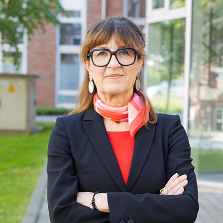 Gabriele Schneider__S (1)__Website photo_2