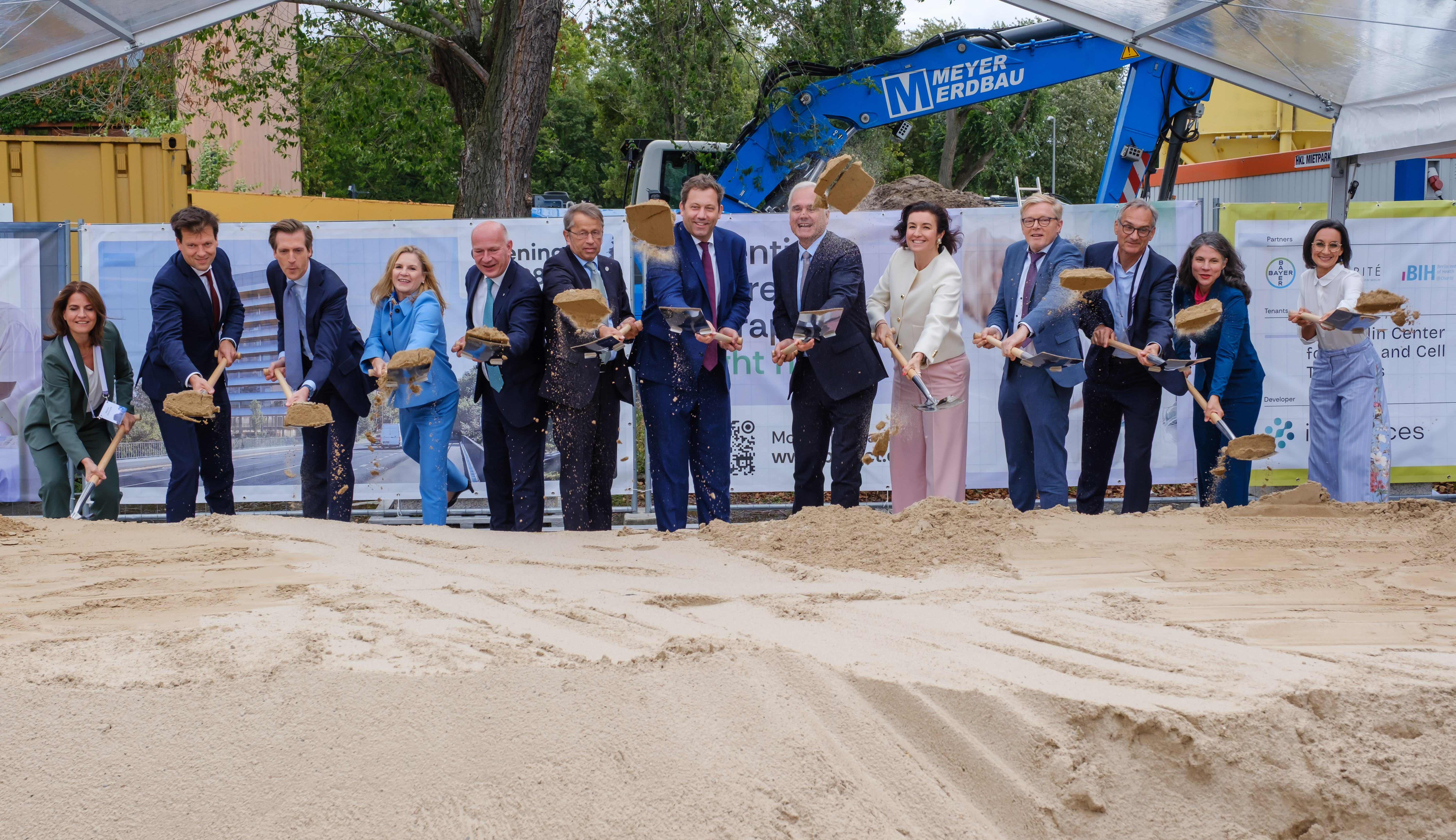 Groundbreaking of the Berlin Center for Gene and Cell therapy